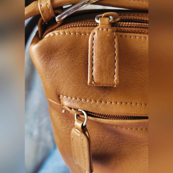 Tignanello Caramel Leather Shoulder Bag - Picture 7 of 10